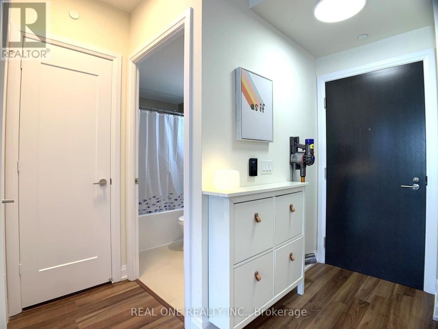 18 Graydon Hall Drive - Photo 2
