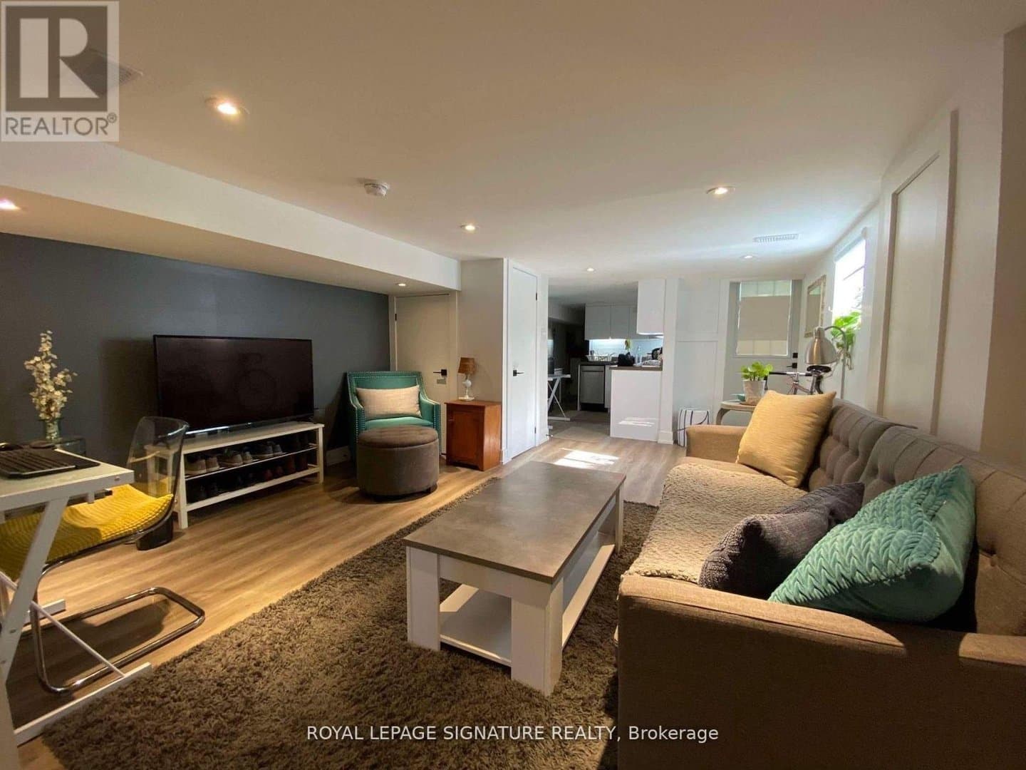 17 Claremont Street - Photo 1