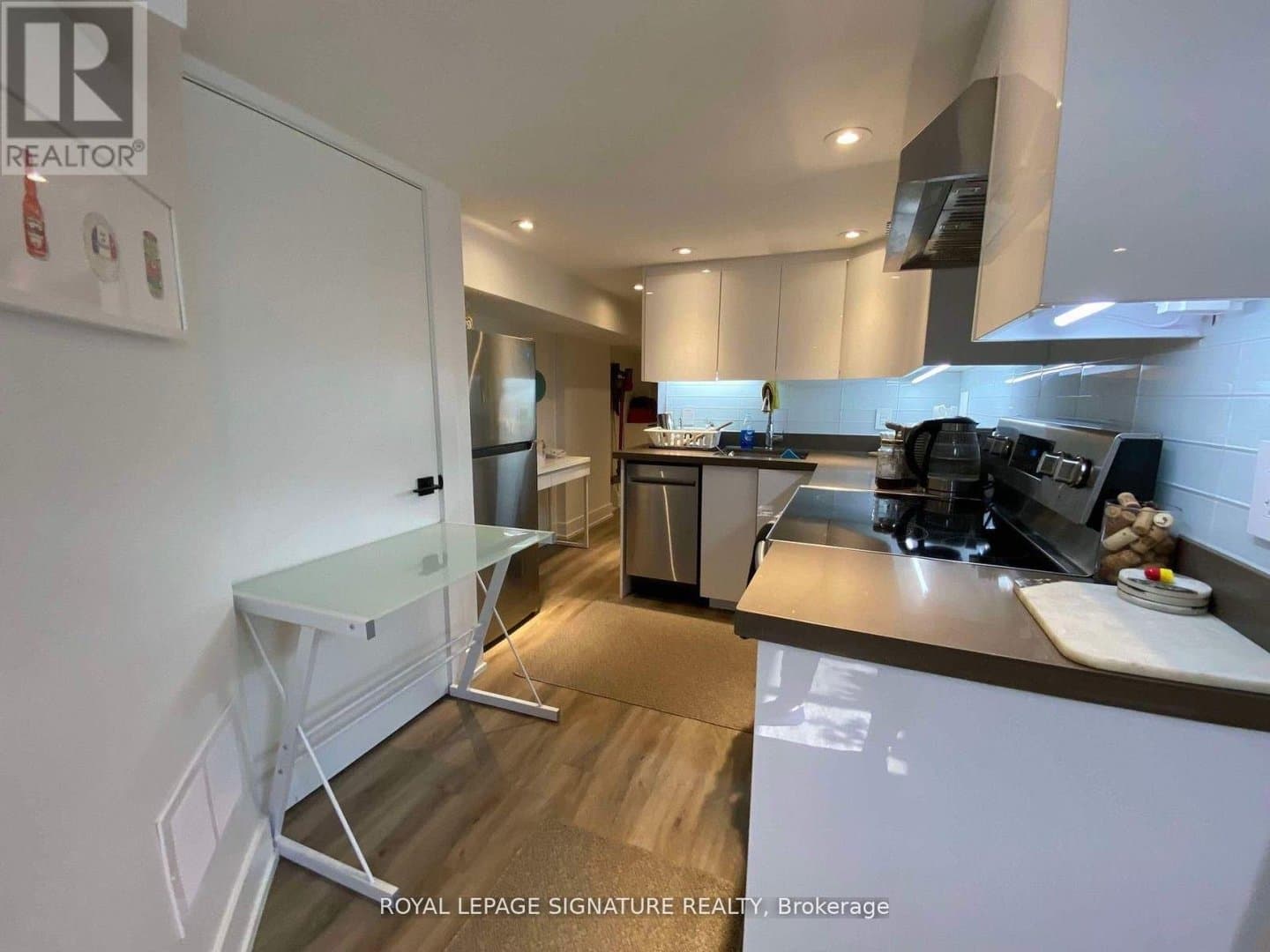 17 Claremont Street - Photo 3