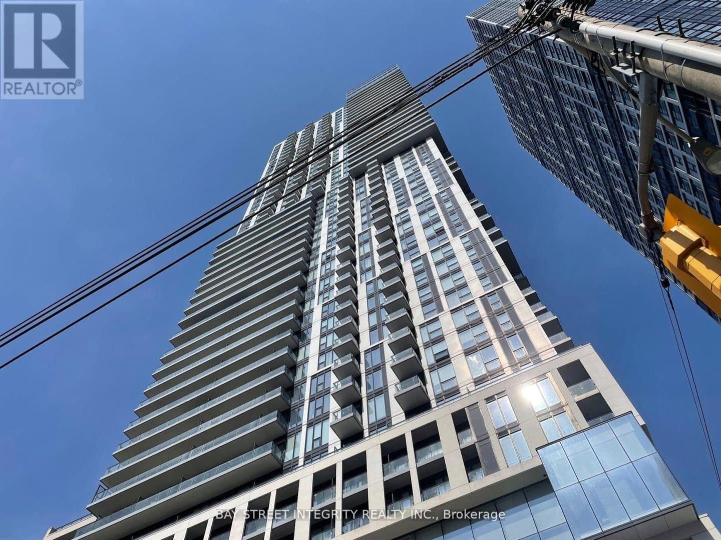 251 Jarvis Street - Photo 2