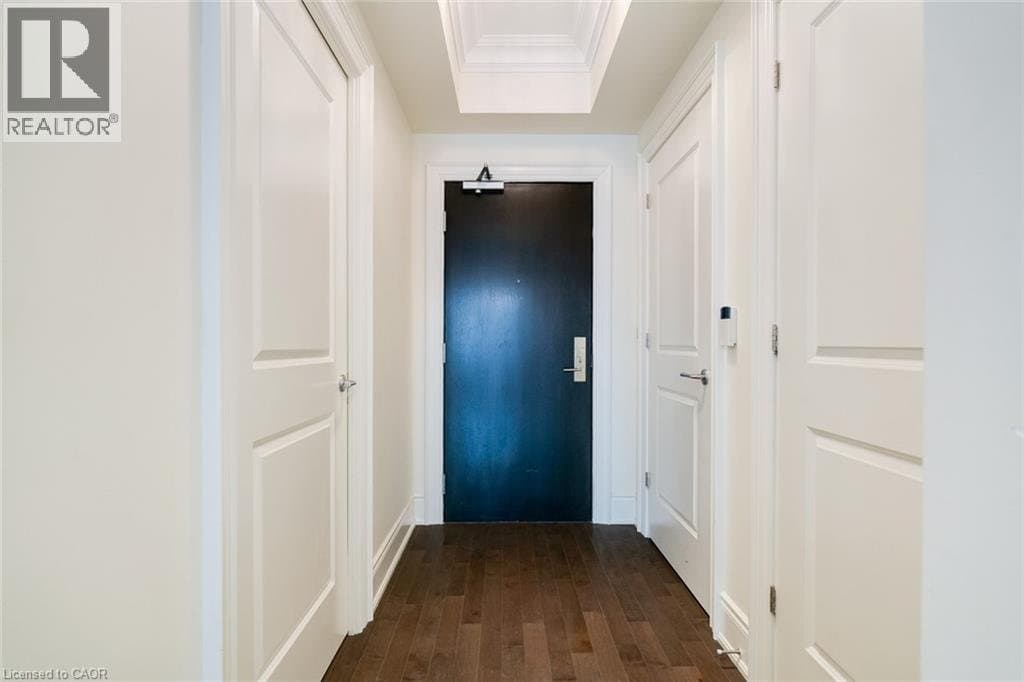 1717 AVENUE Road - Photo 2