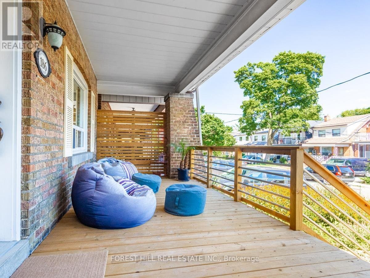 186 Westmount Avenue - Photo 3