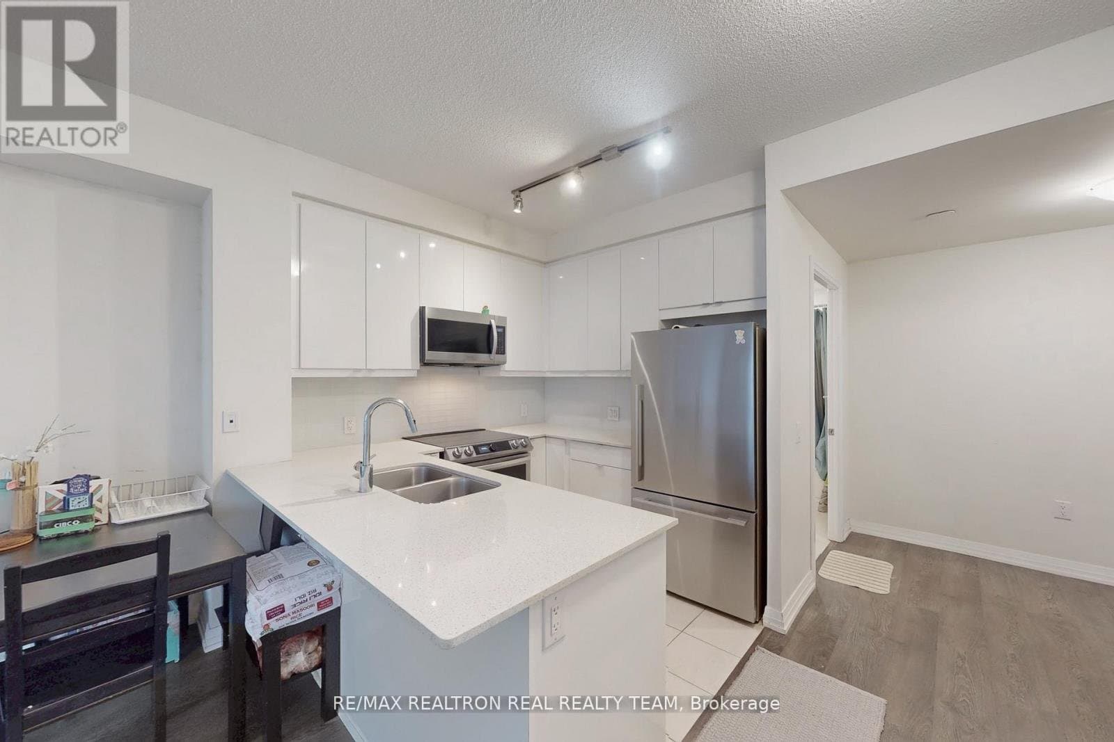 50 Thomas Riley Road - Photo 4