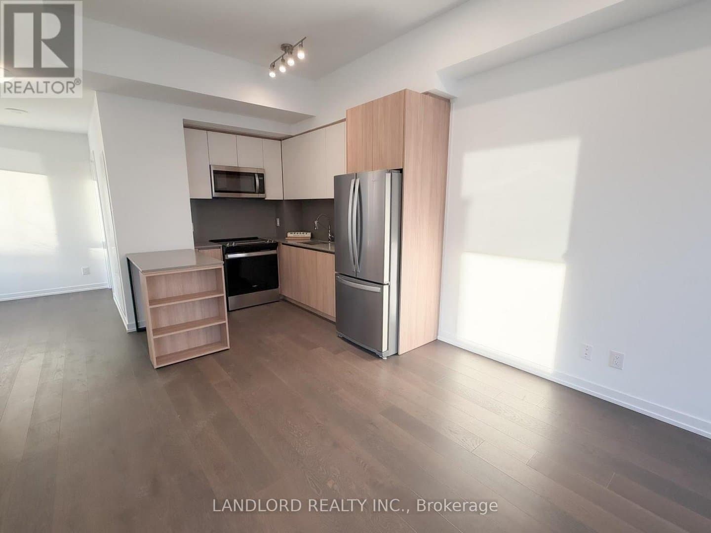 15 Maryport Avenue - Photo 4