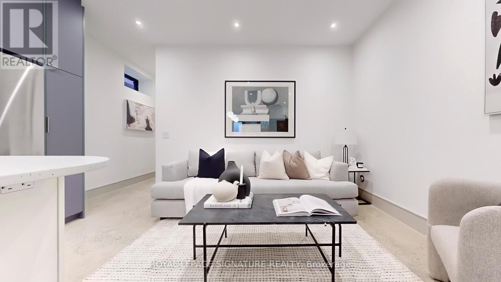 82 Gough Avenue - Photo 3