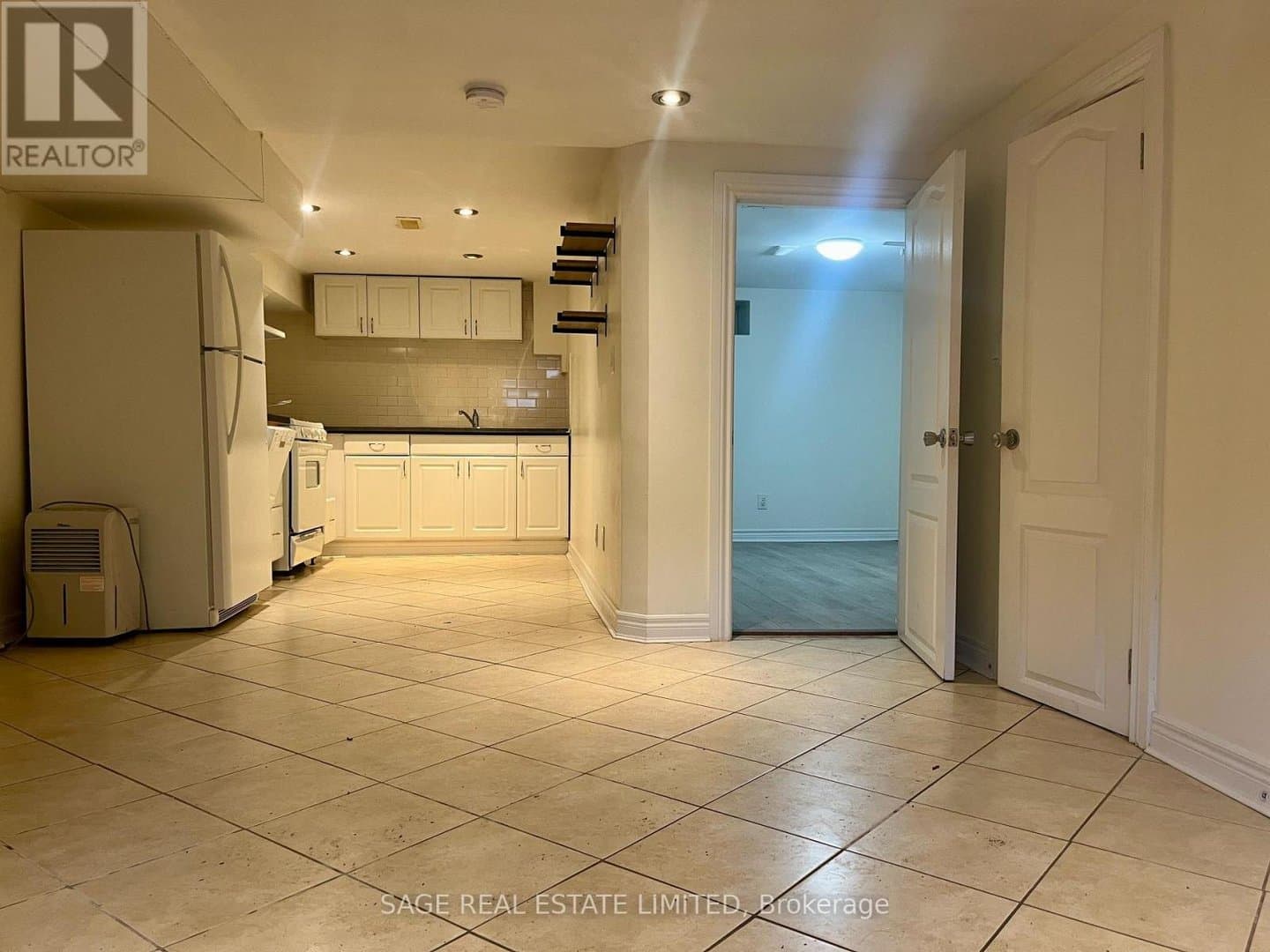 417 Crawford Street - Photo 4