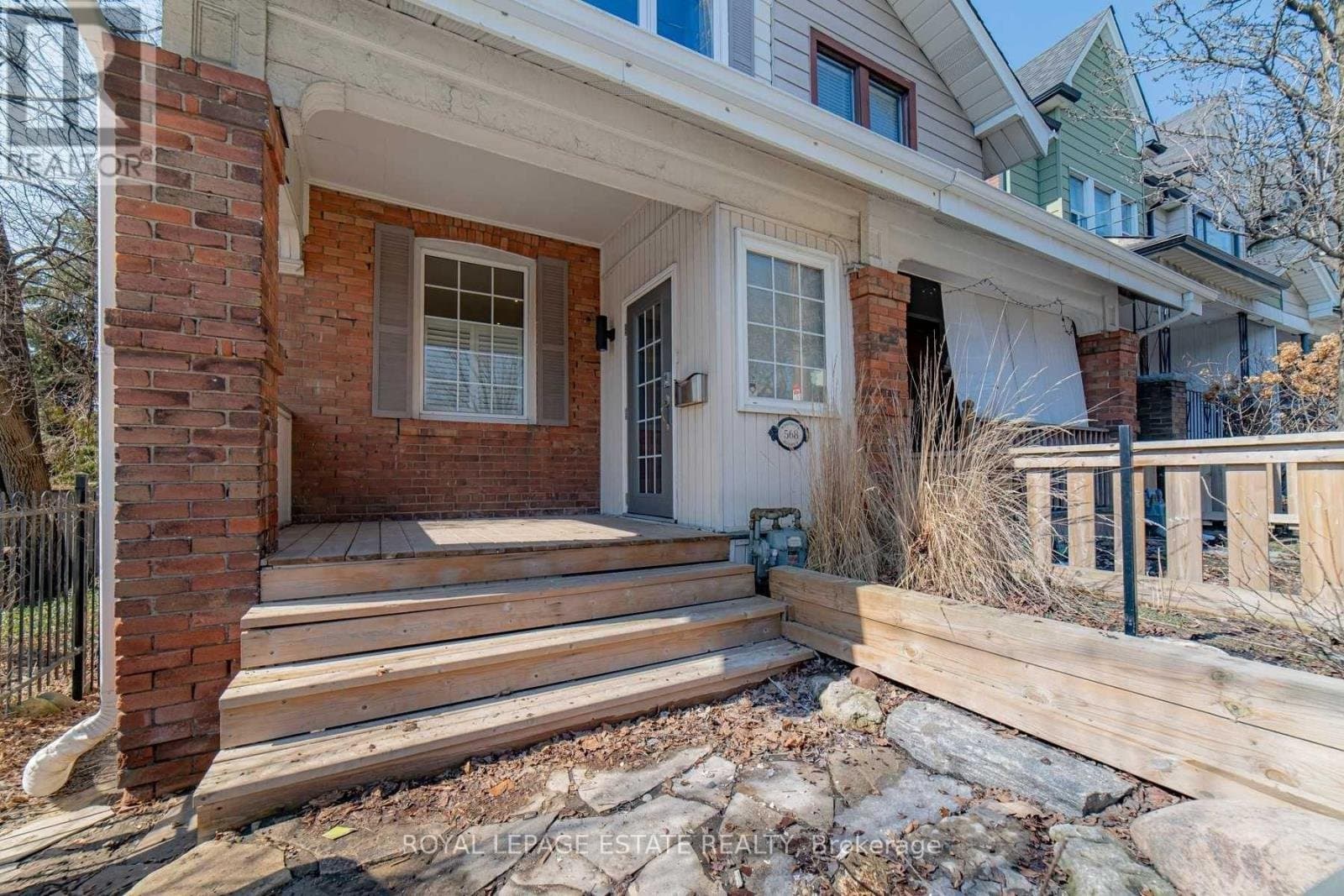 568 Woodbine Avenue - Photo 2