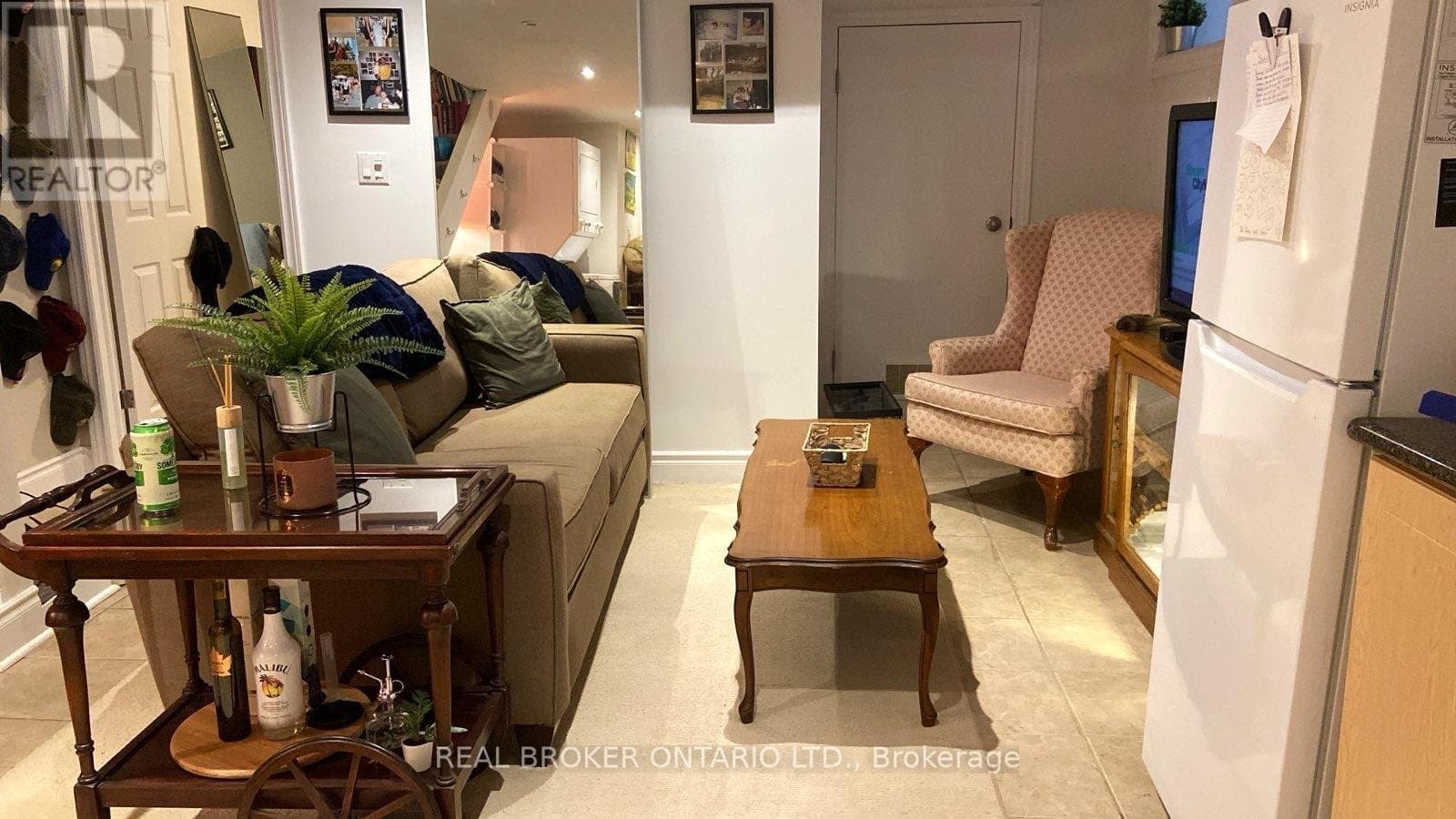 48 Kingston Road - Photo 3