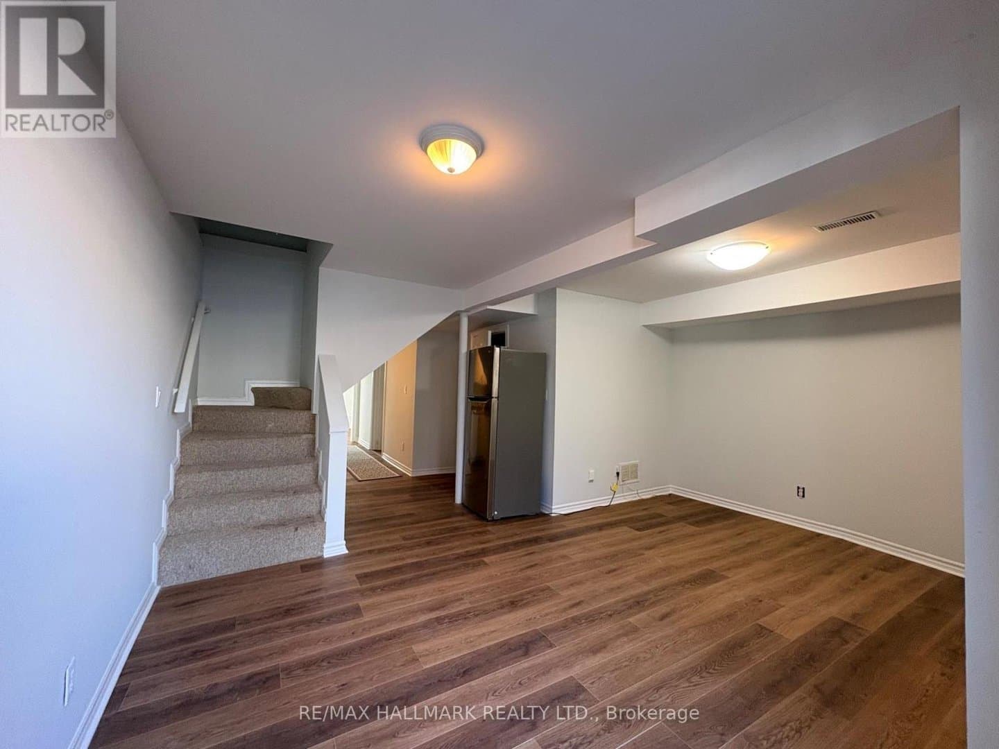 70 Eileen Avenue - Photo 4