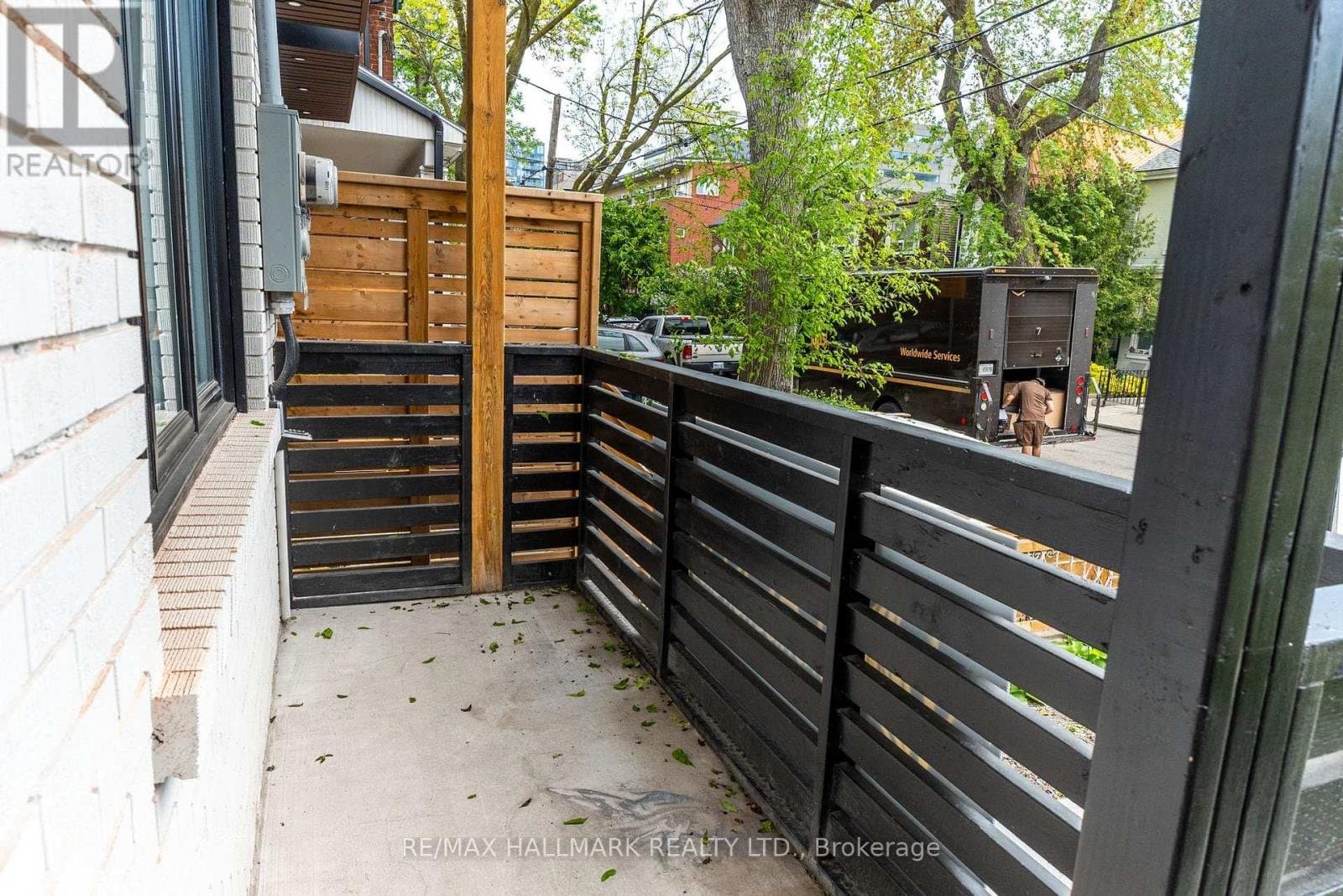 700 Adelaide Street - Photo 4