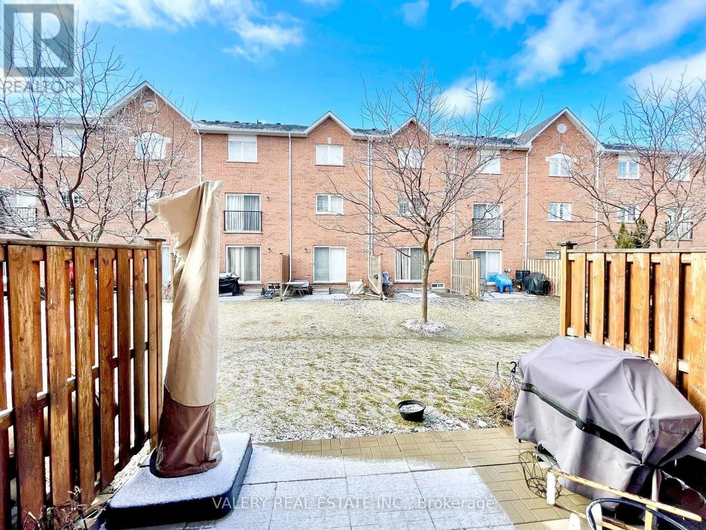 2788 Eglinton Avenue