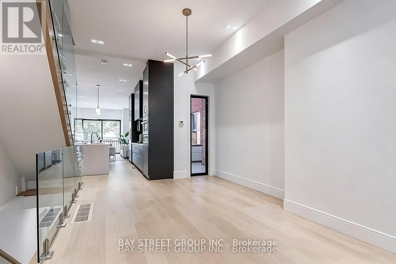 329 Clinton Street - Photo 4