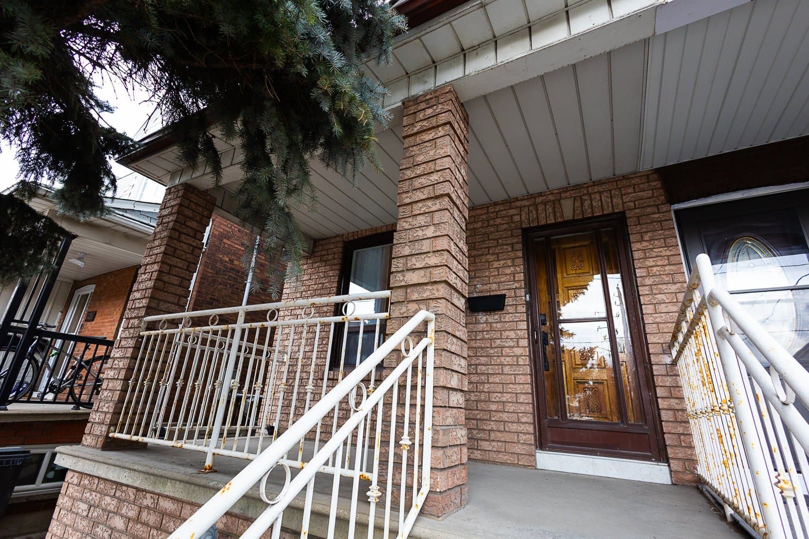 1149 Dufferin Street