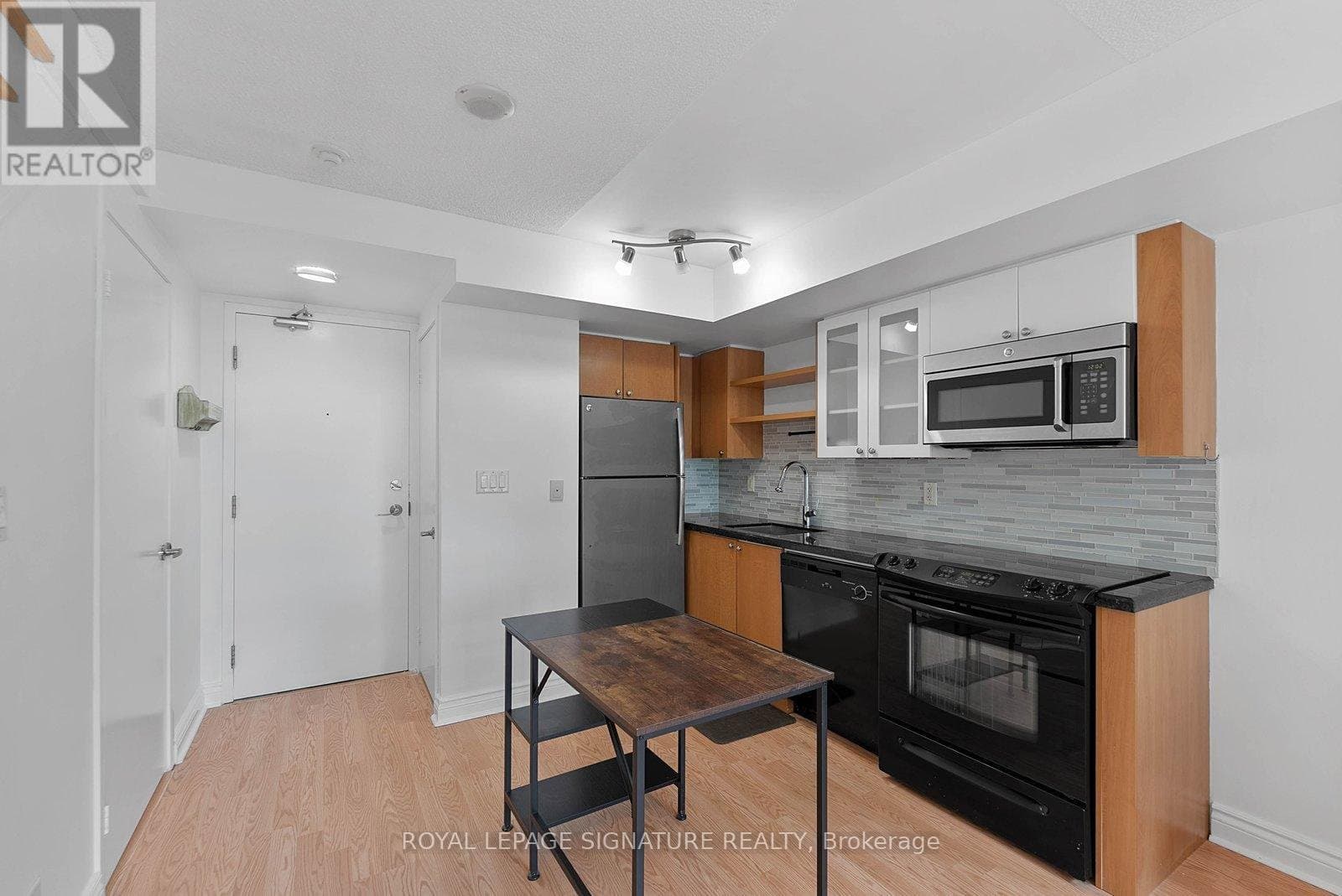 600 Fleet Street - Photo 2