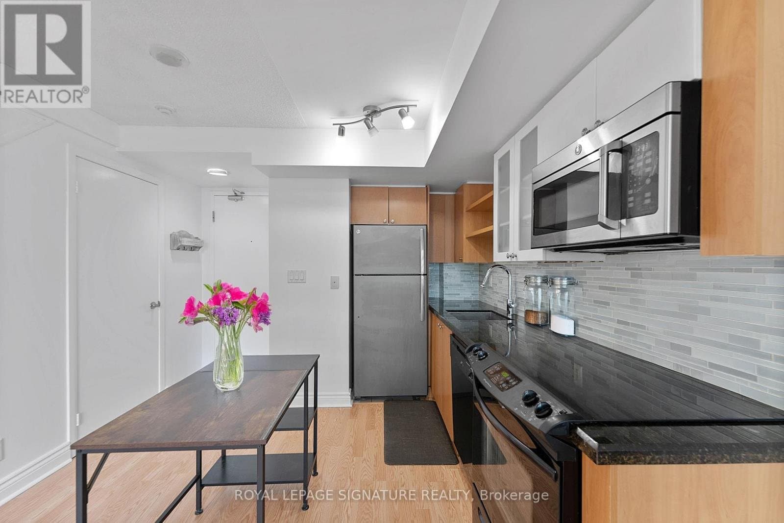 600 Fleet Street - Photo 3