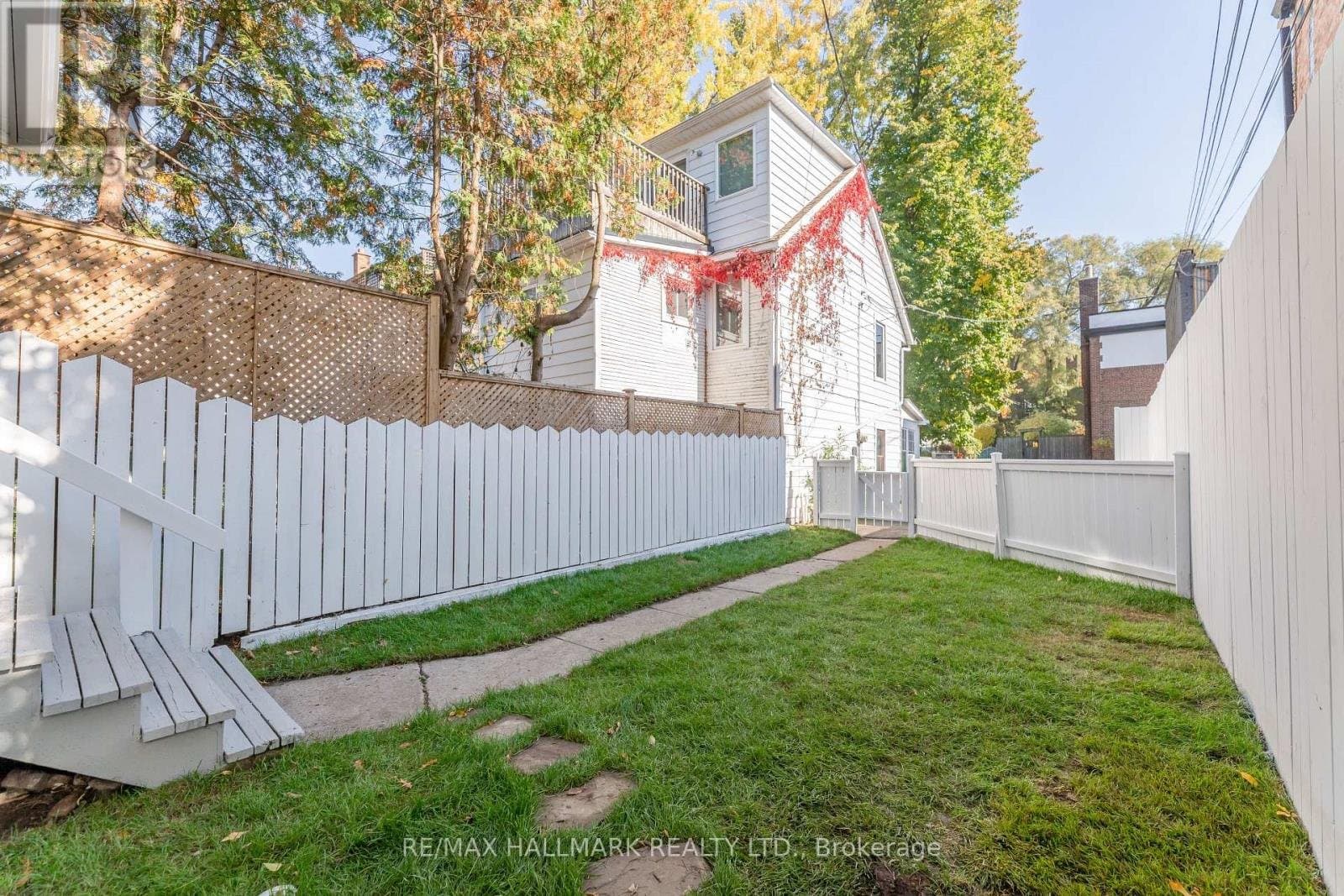 106 Willow Avenue - Photo 2