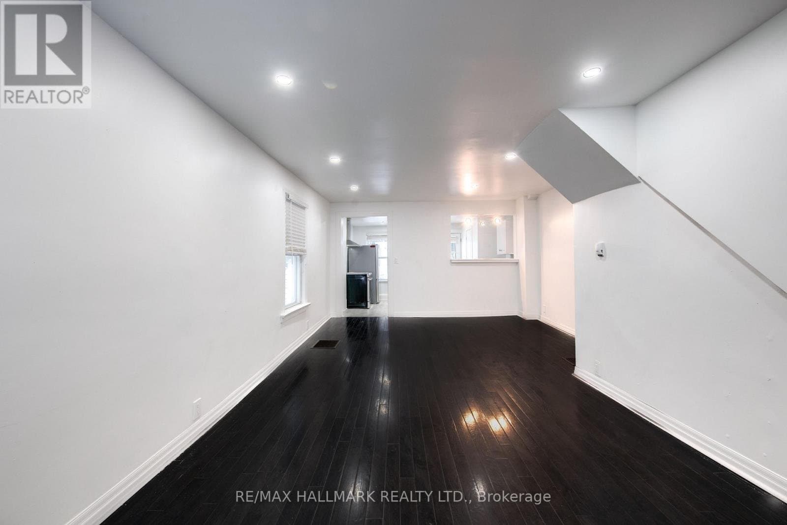 106 Willow Avenue - Photo 3