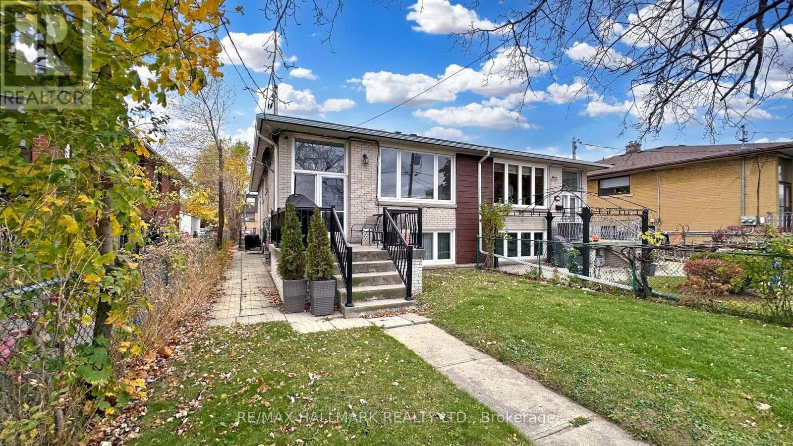 3572 Dufferin Street - Photo 2