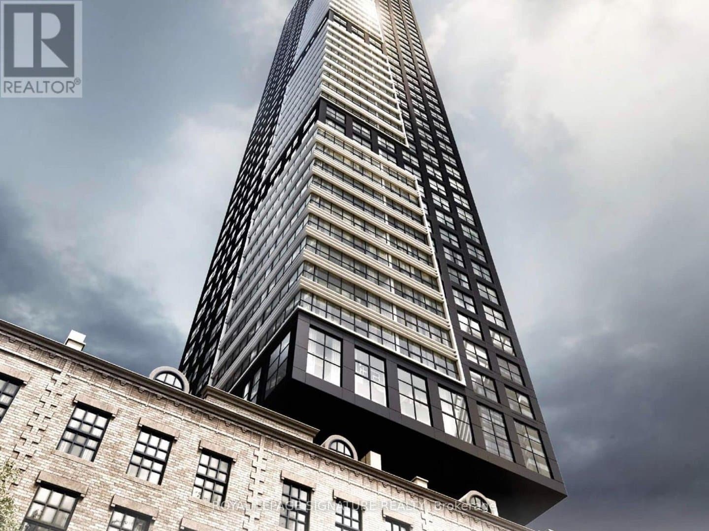 327 King Street - Photo 1
