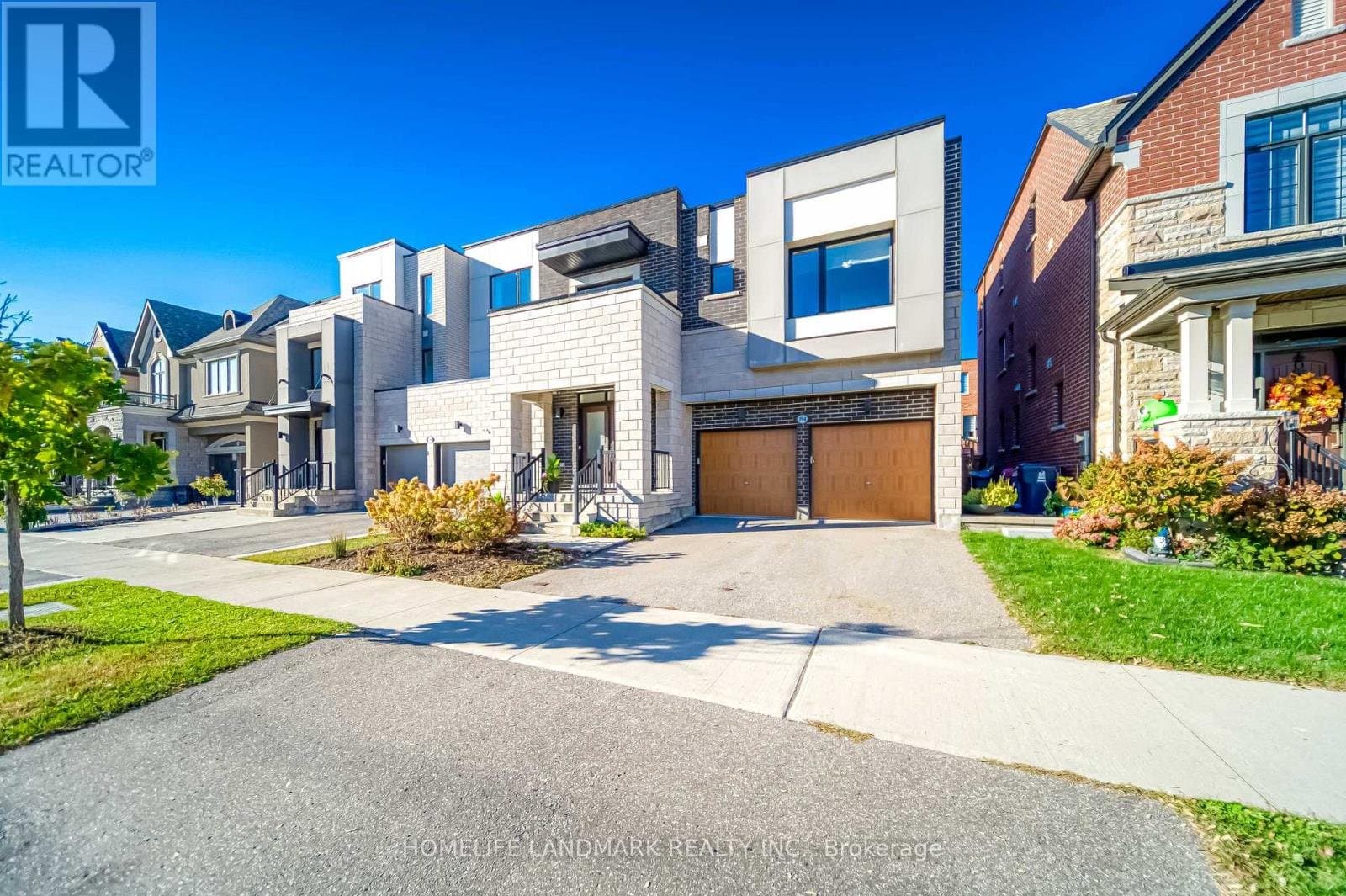 294 Valermo Drive - Photo 2