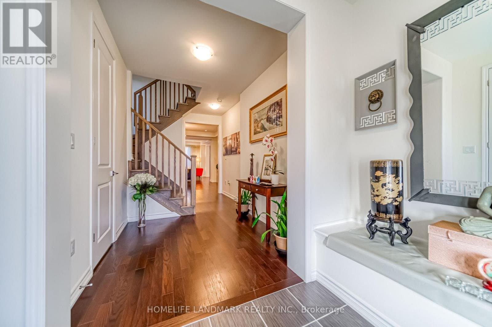 294 Valermo Drive - Photo 4