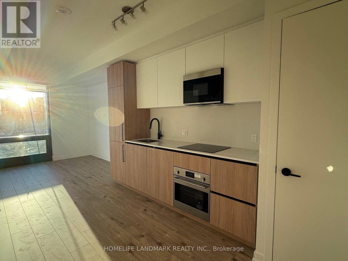 35 Parliament Street - Photo 2