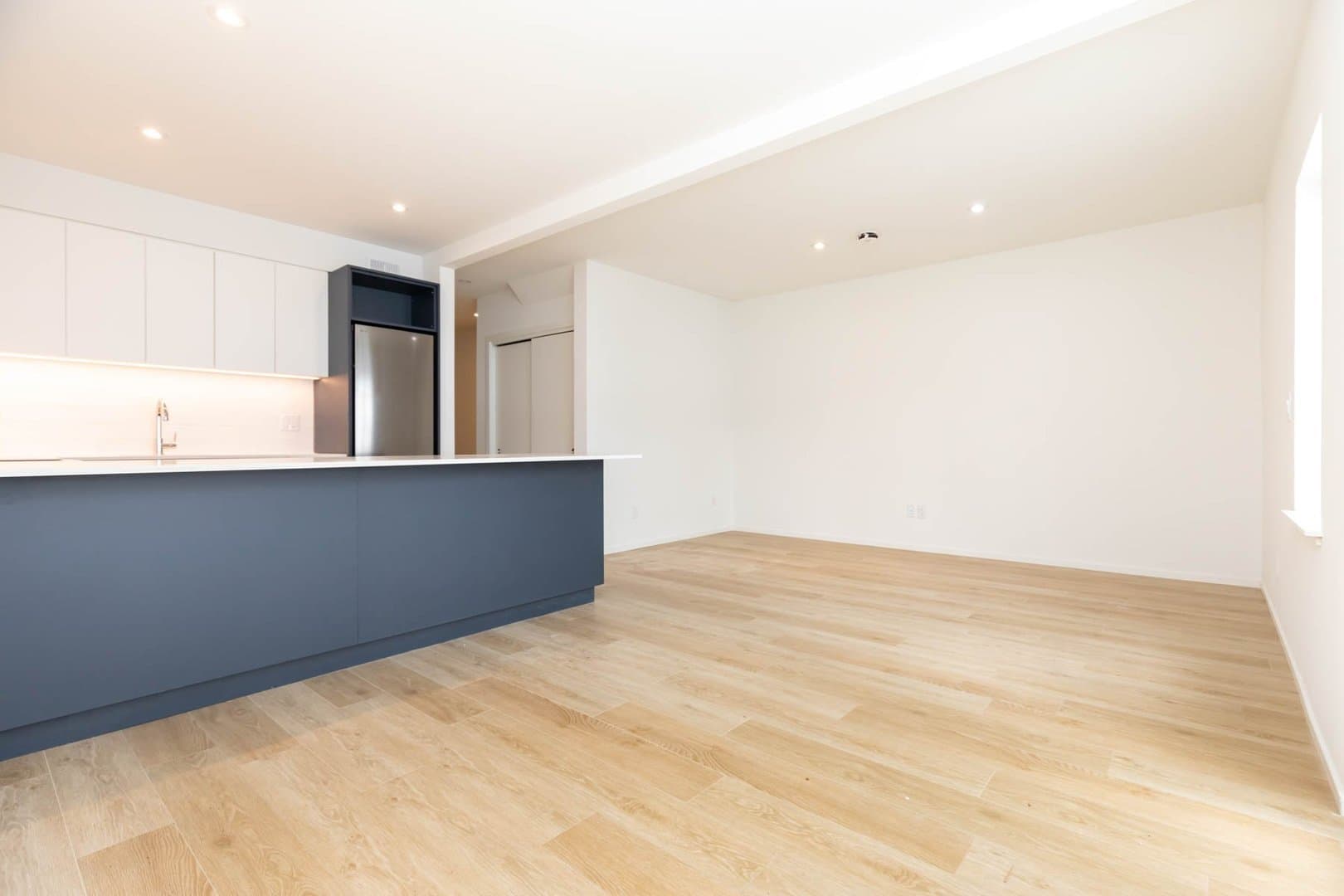 2165C Gerrard Street East - Photo 3