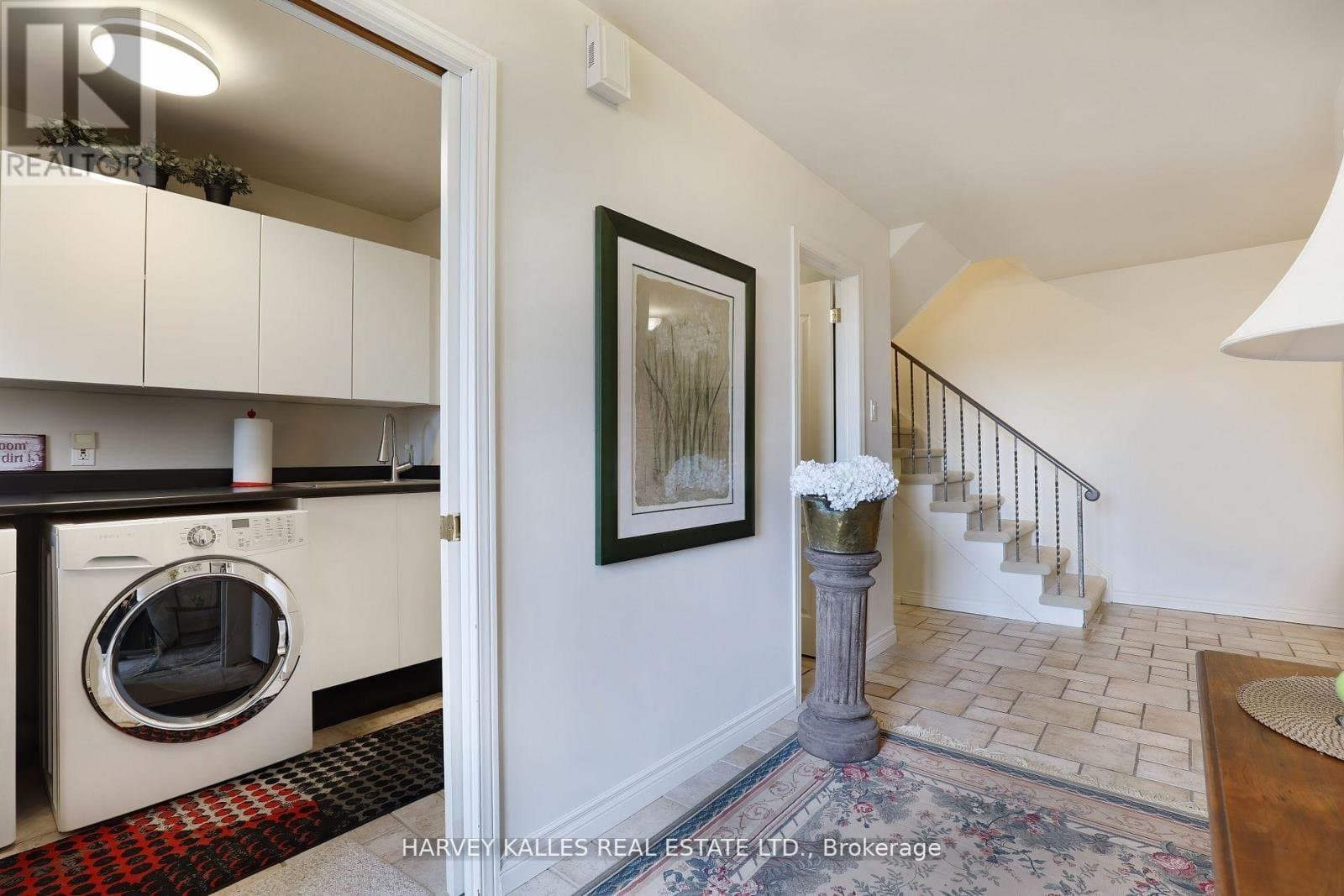 18 La Rose Avenue - Photo 4