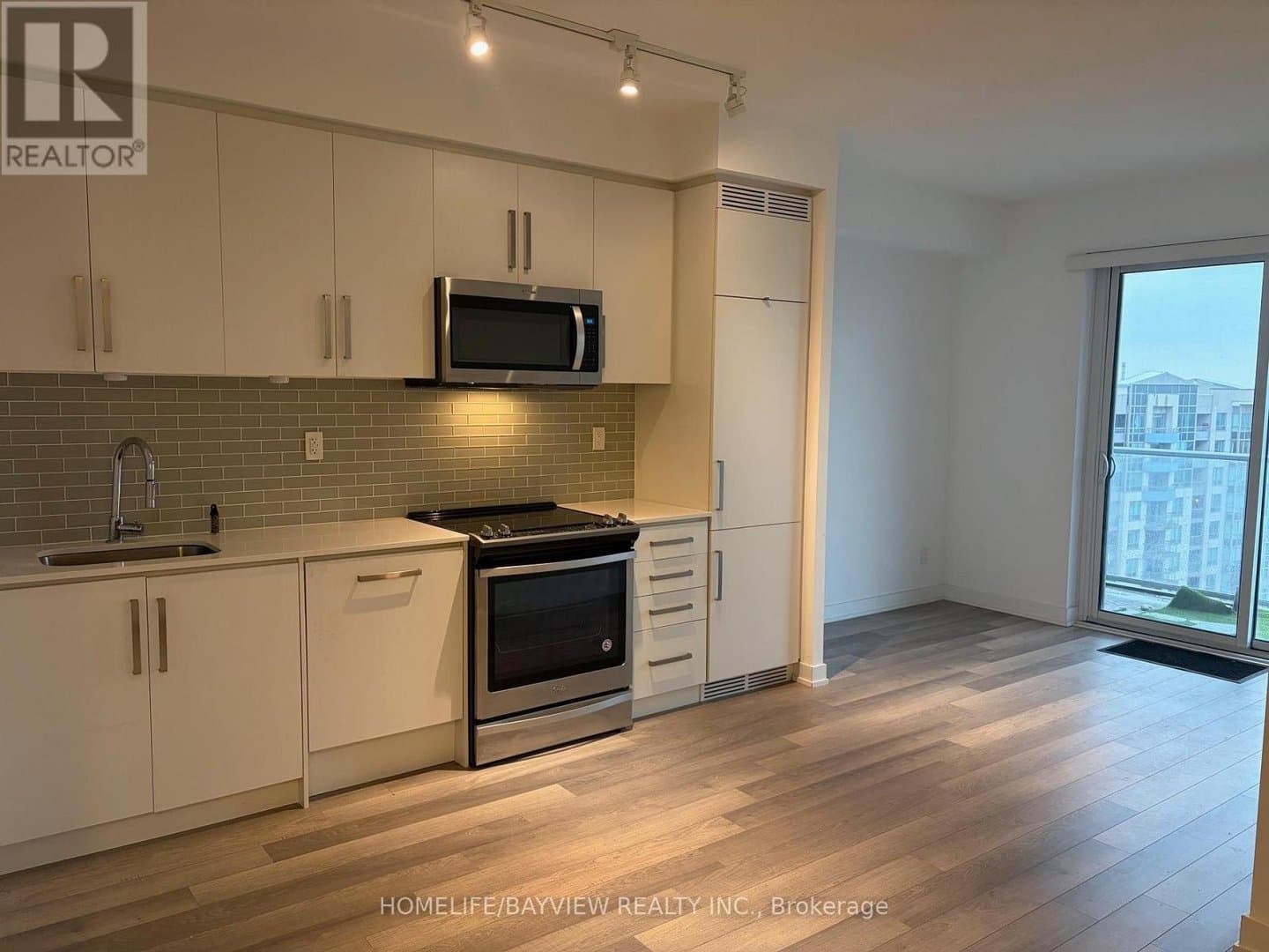 5180 Yonge Street - Photo 4