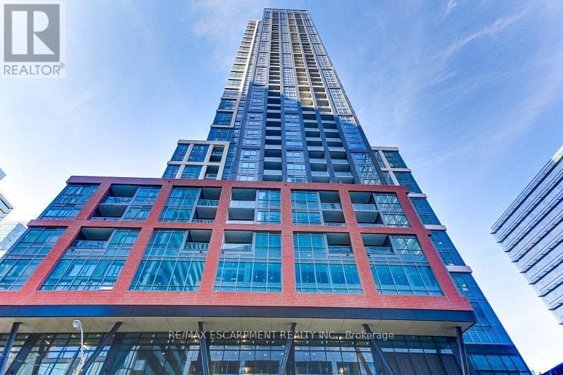 108 Peter Street