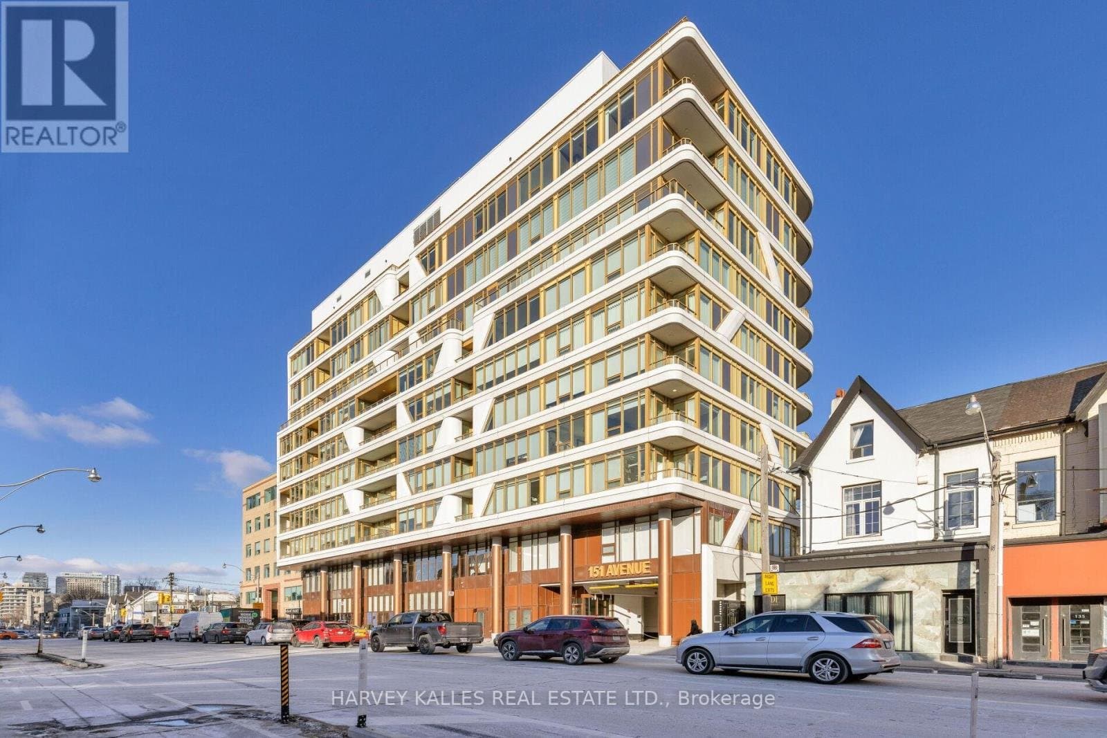 151 Avenue Road - Photo 1