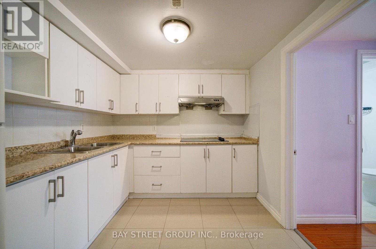 5 Lockdare Street - Photo 1