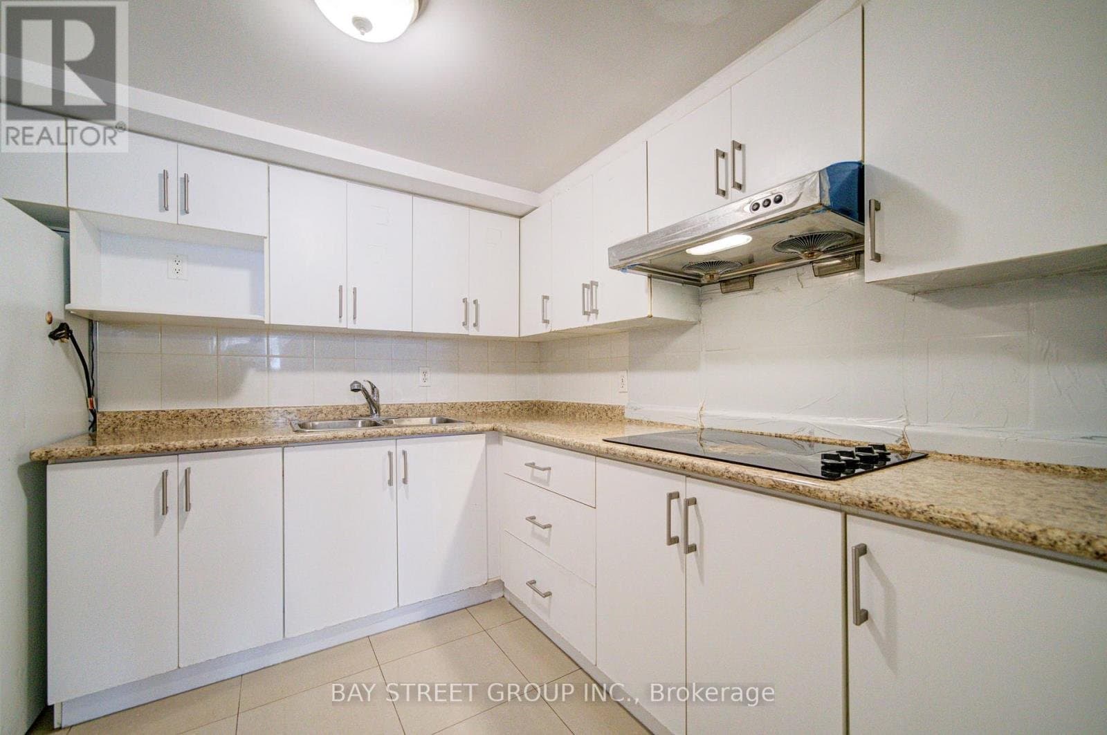 5 Lockdare Street - Photo 2