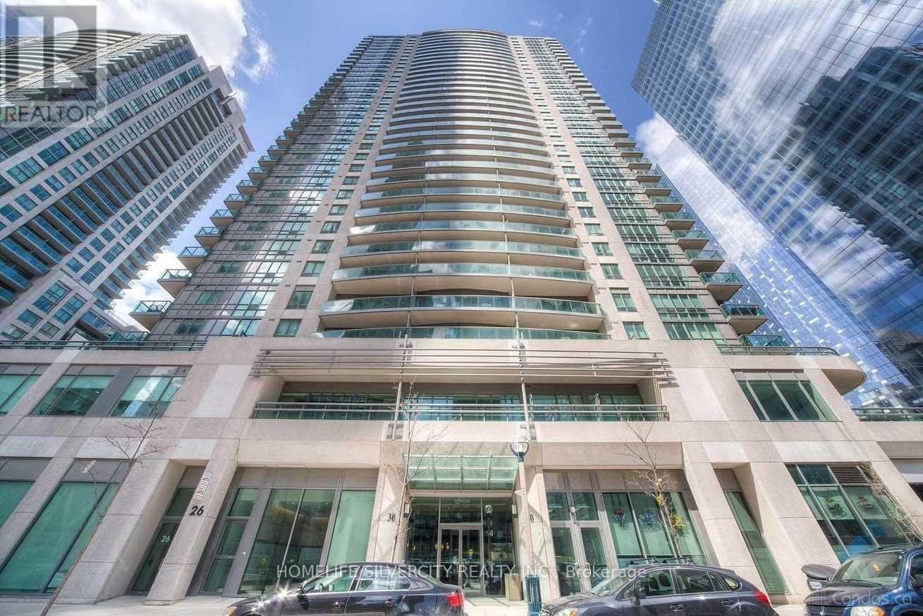 30 Grand Trunk Crescent - Photo 2
