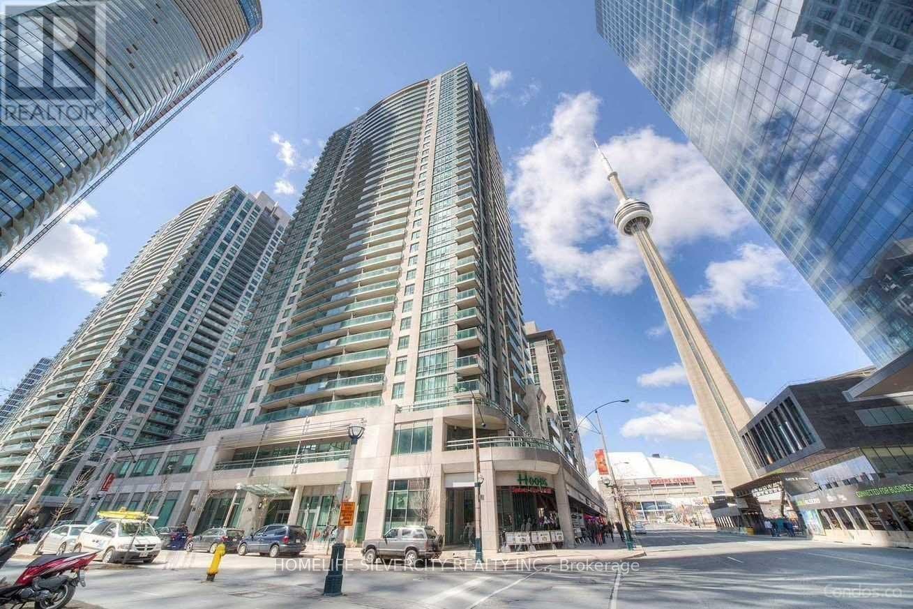 30 Grand Trunk Crescent - Photo 3