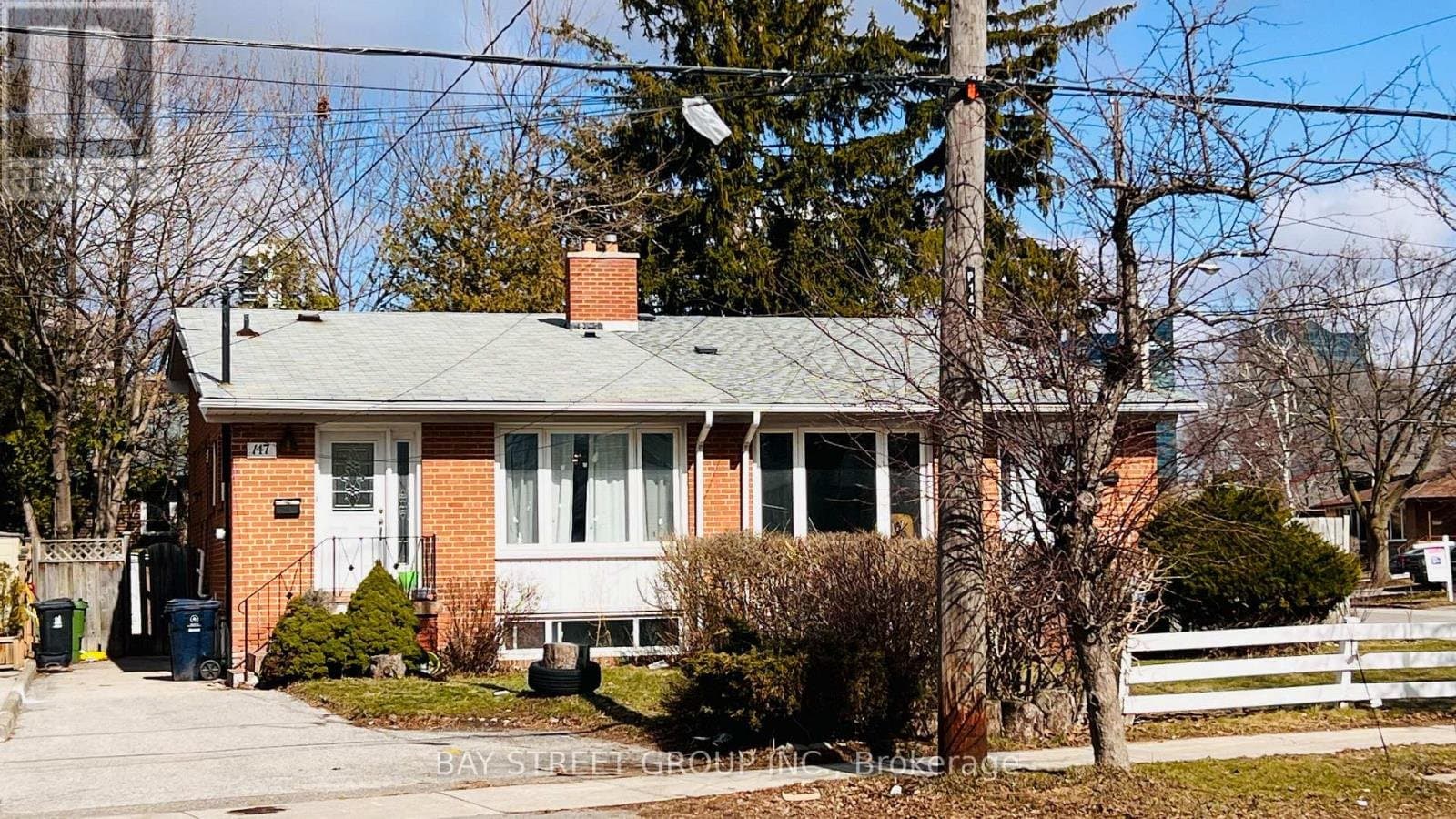 147 Roywood Drive - Photo 2