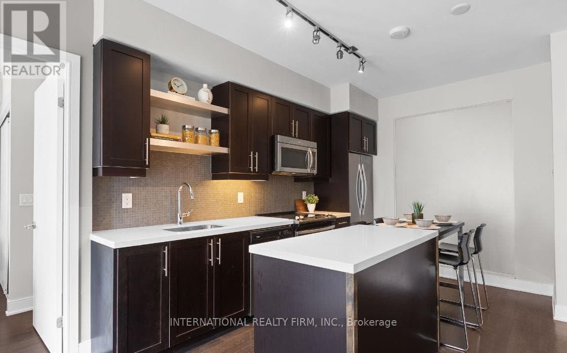 525 Adelaide Street - Photo 4