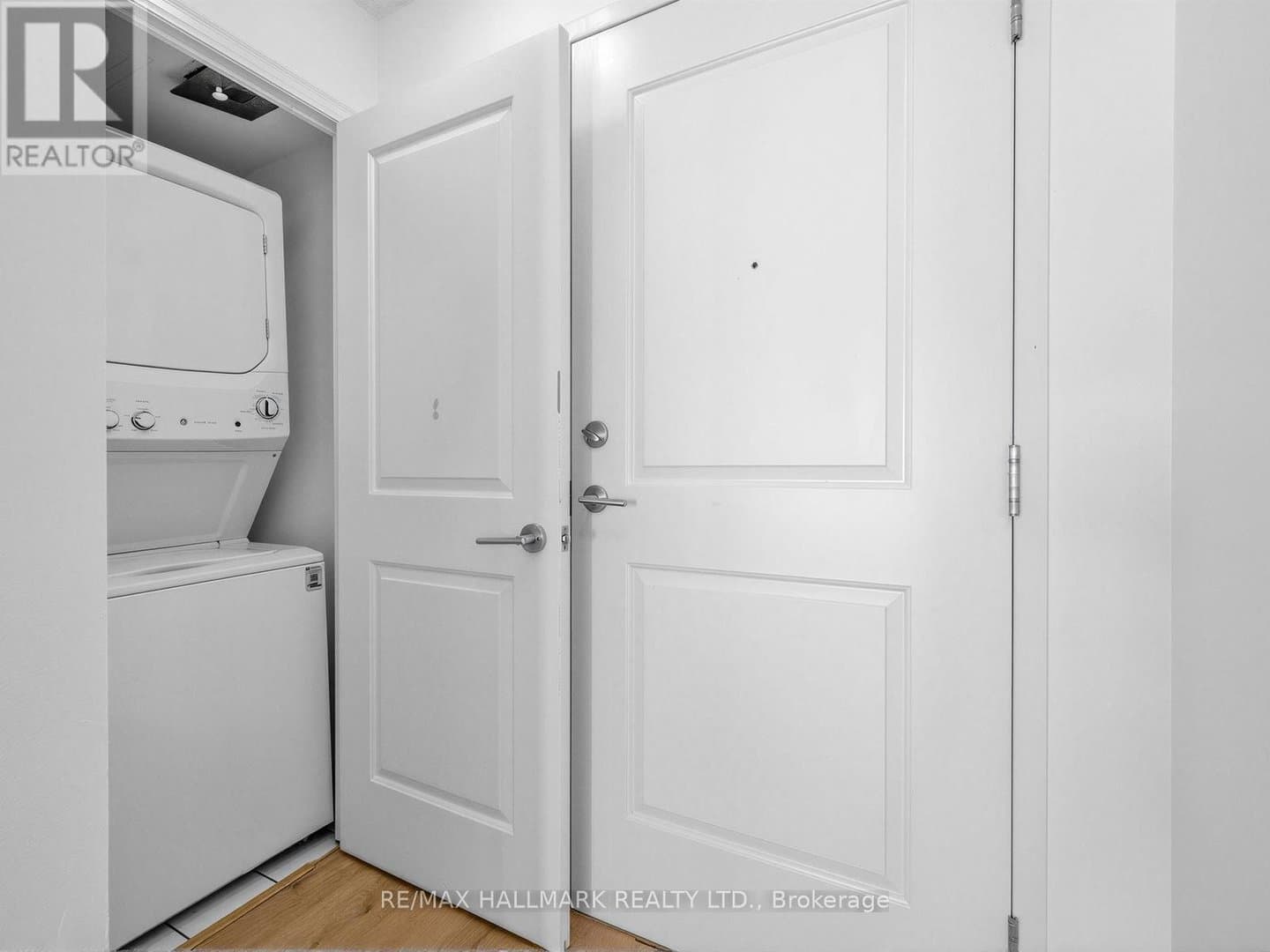 75 East Liberty Street - Photo 4