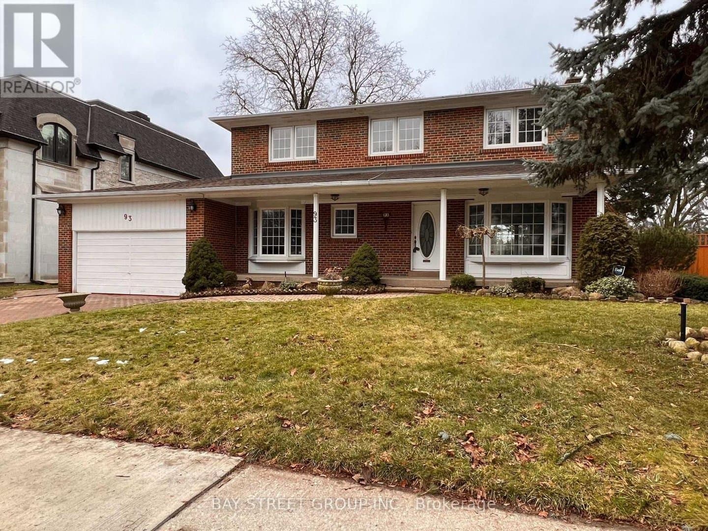 93 Lord Seaton Road - Photo 2