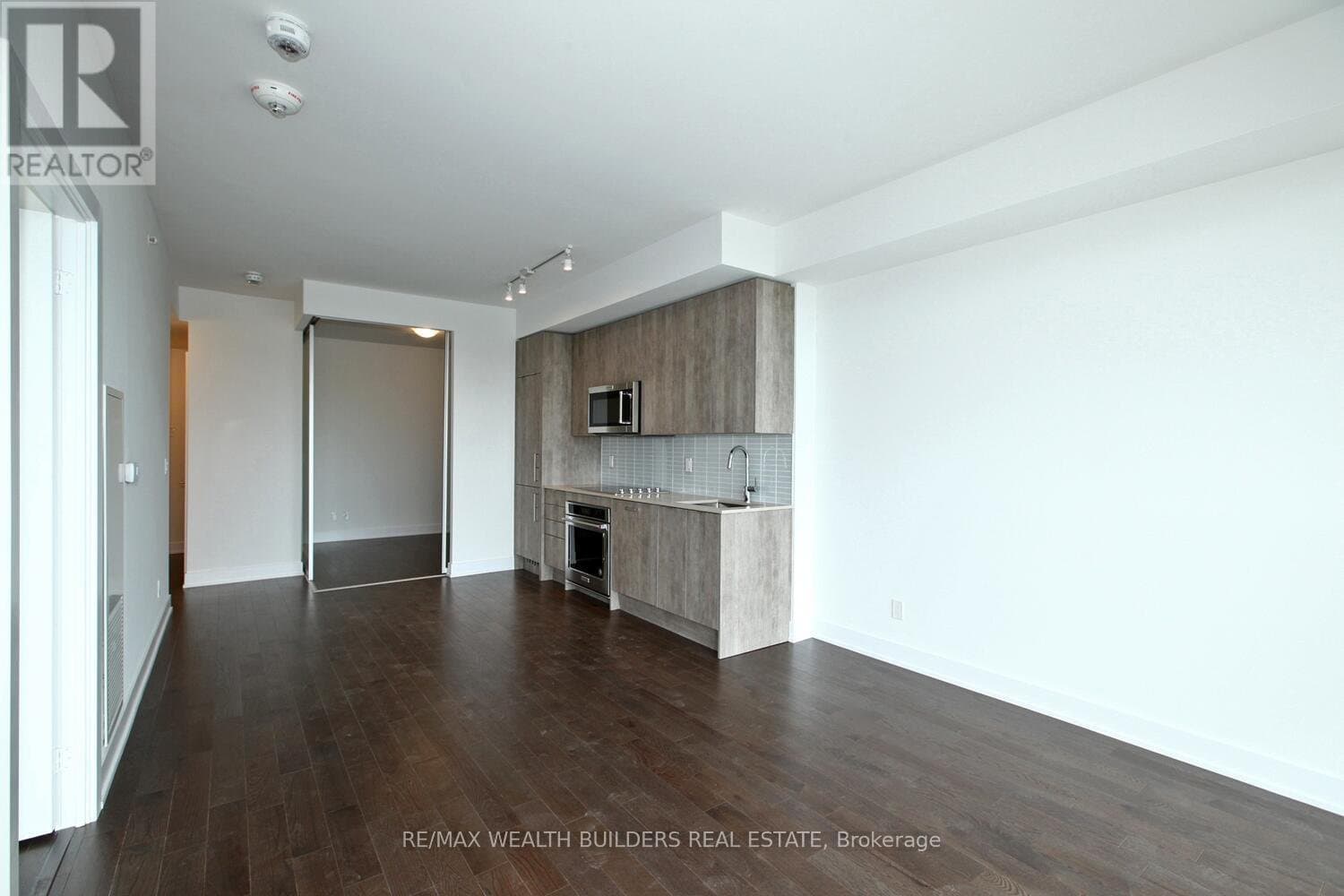 181 Bedford Road - Photo 4