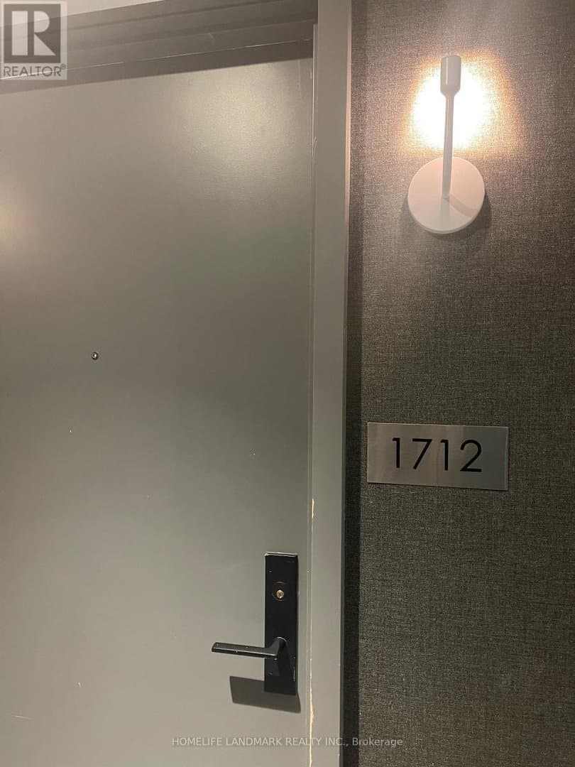 308 Jarvis Street - Photo 2