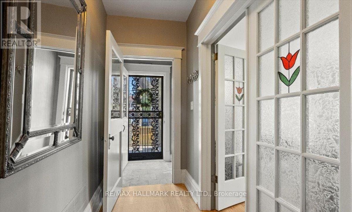 100 Warden Avenue - Photo 4