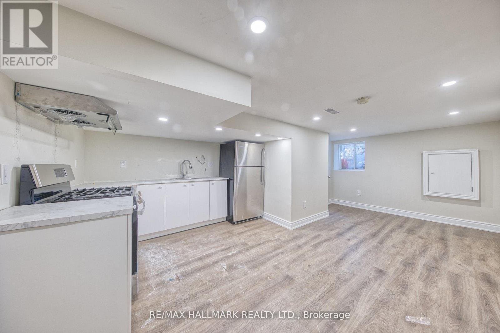 46 Springhurst Avenue - Photo 2