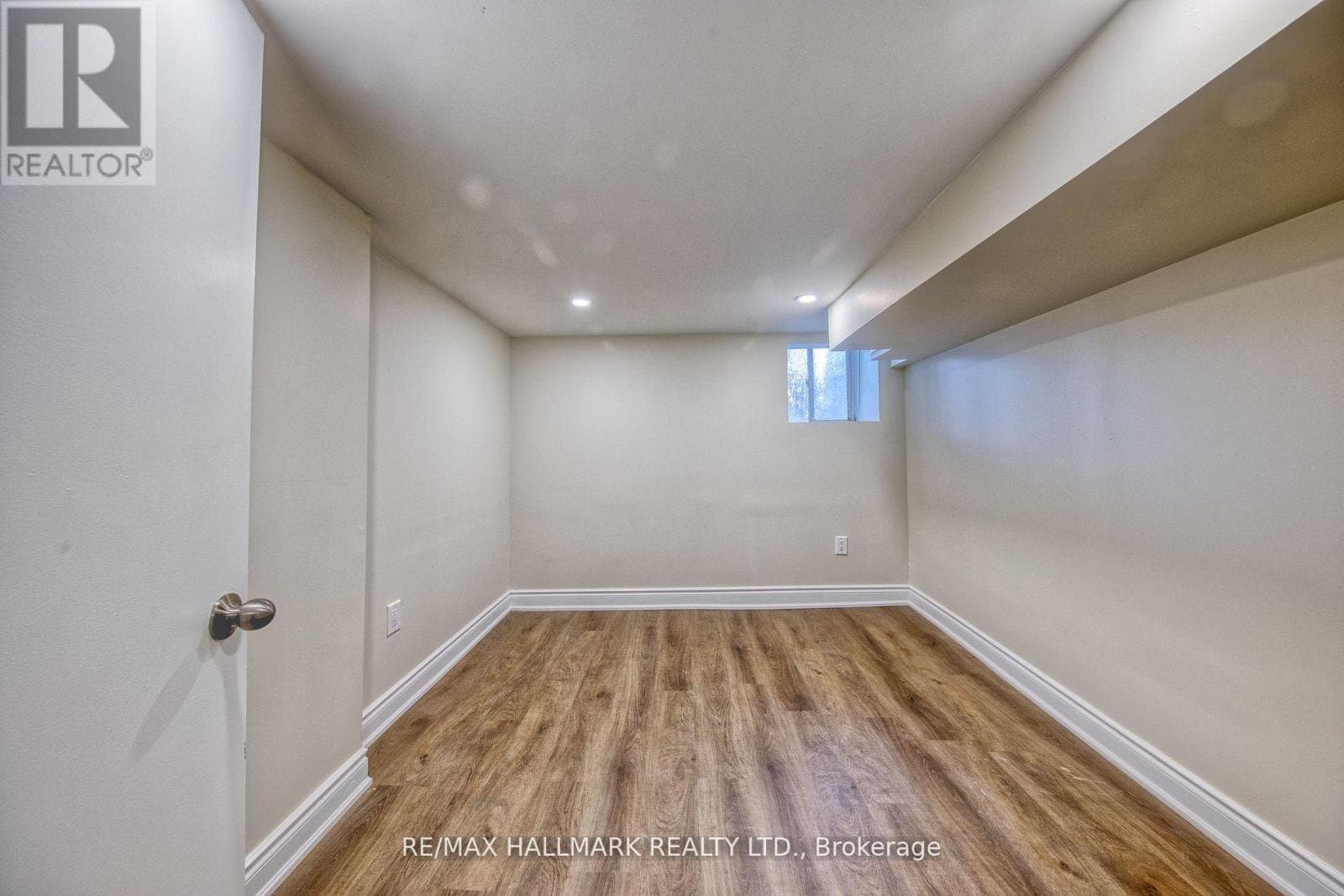 46 Springhurst Avenue - Photo 3