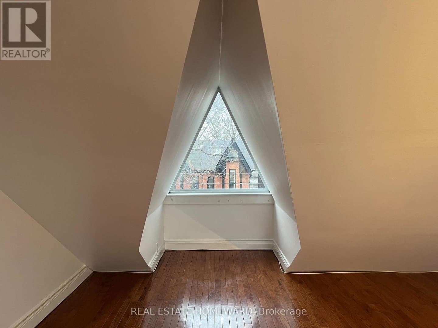 220 Pape Avenue - Photo 4