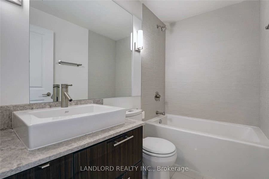 8 Mercer Street - Photo 3