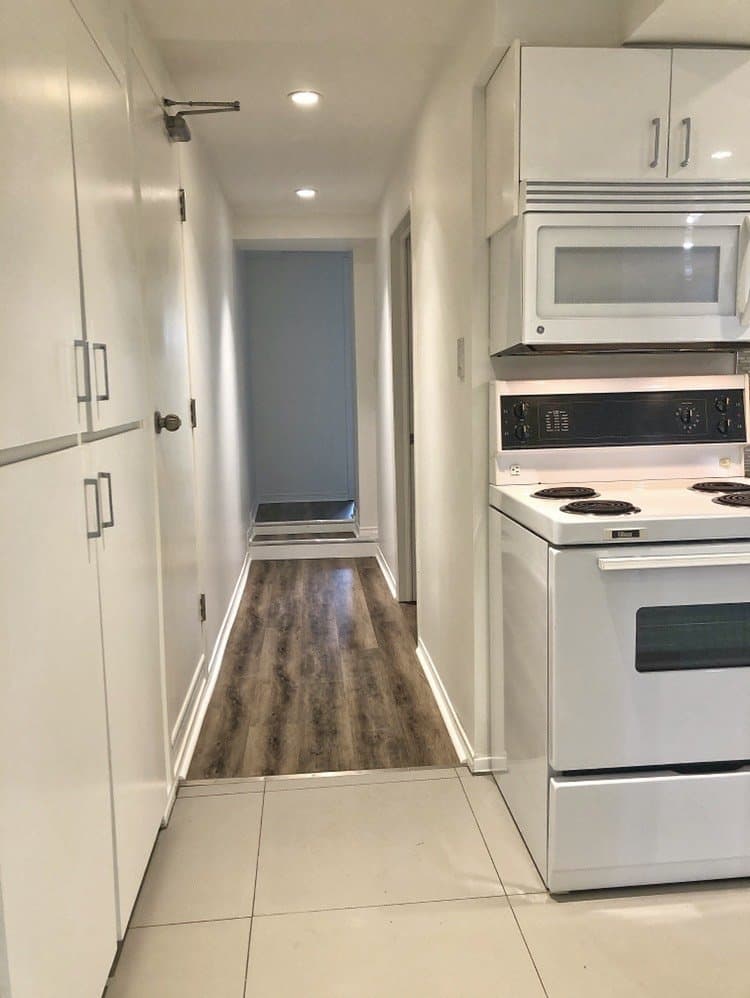 211 Humberside Avenue - Photo 3