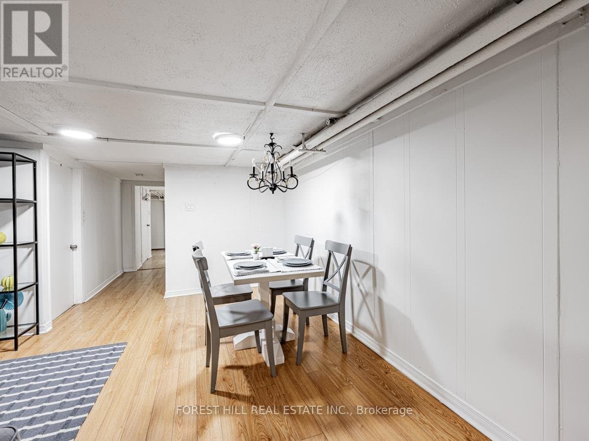 29 Scarboro Beach Boulevard - Photo 4
