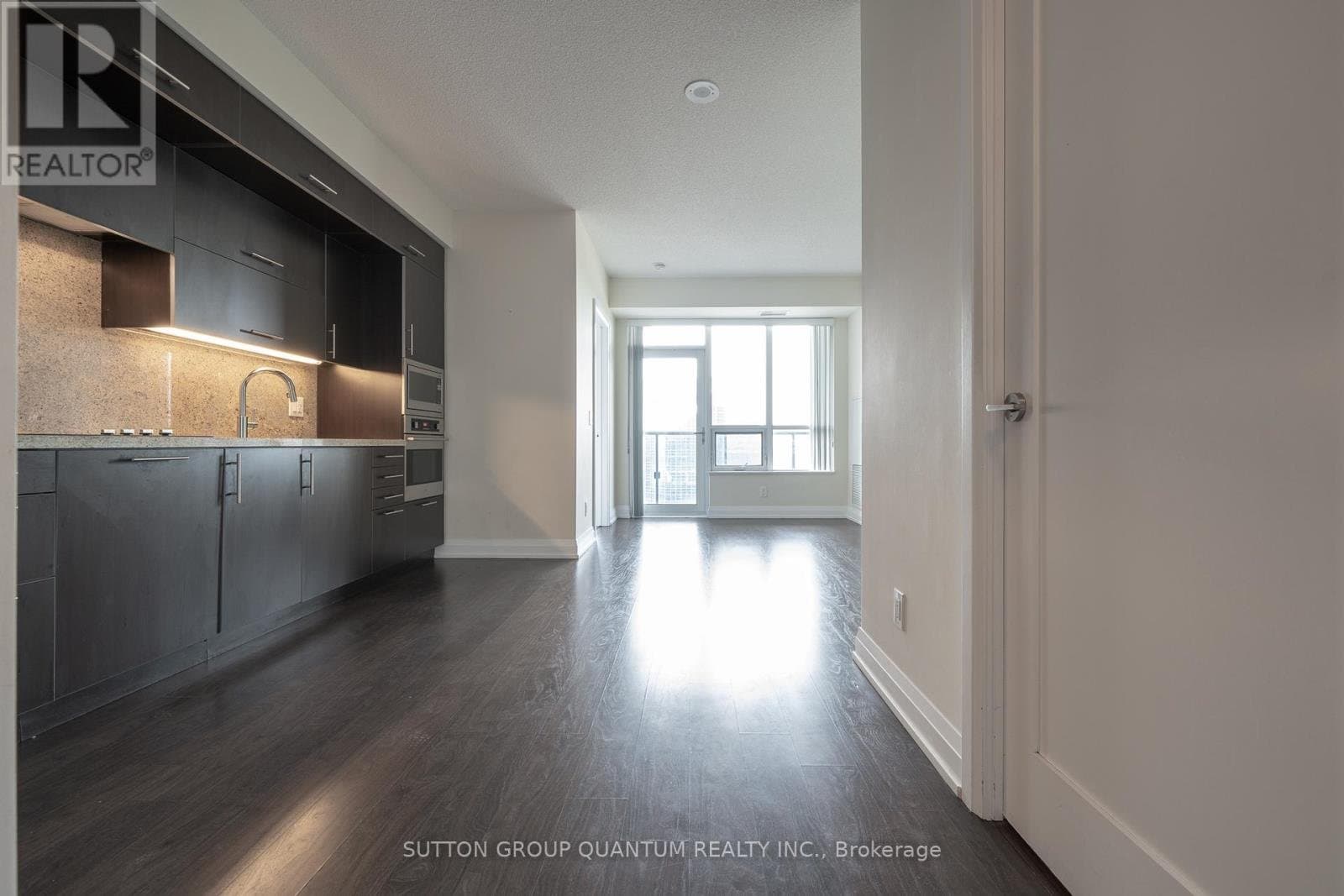 5 Sheppard Avenue - Photo 2