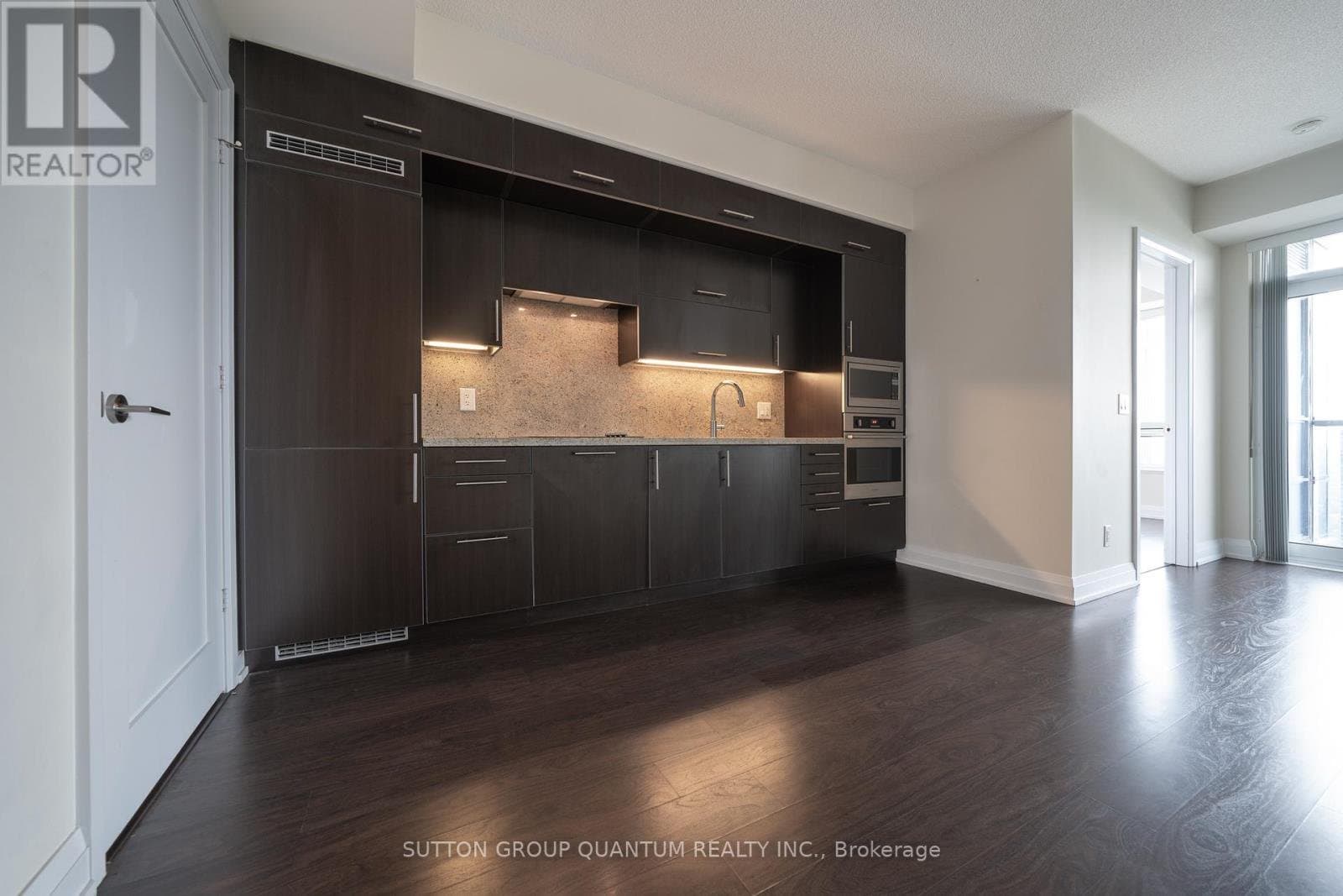 5 Sheppard Avenue - Photo 3